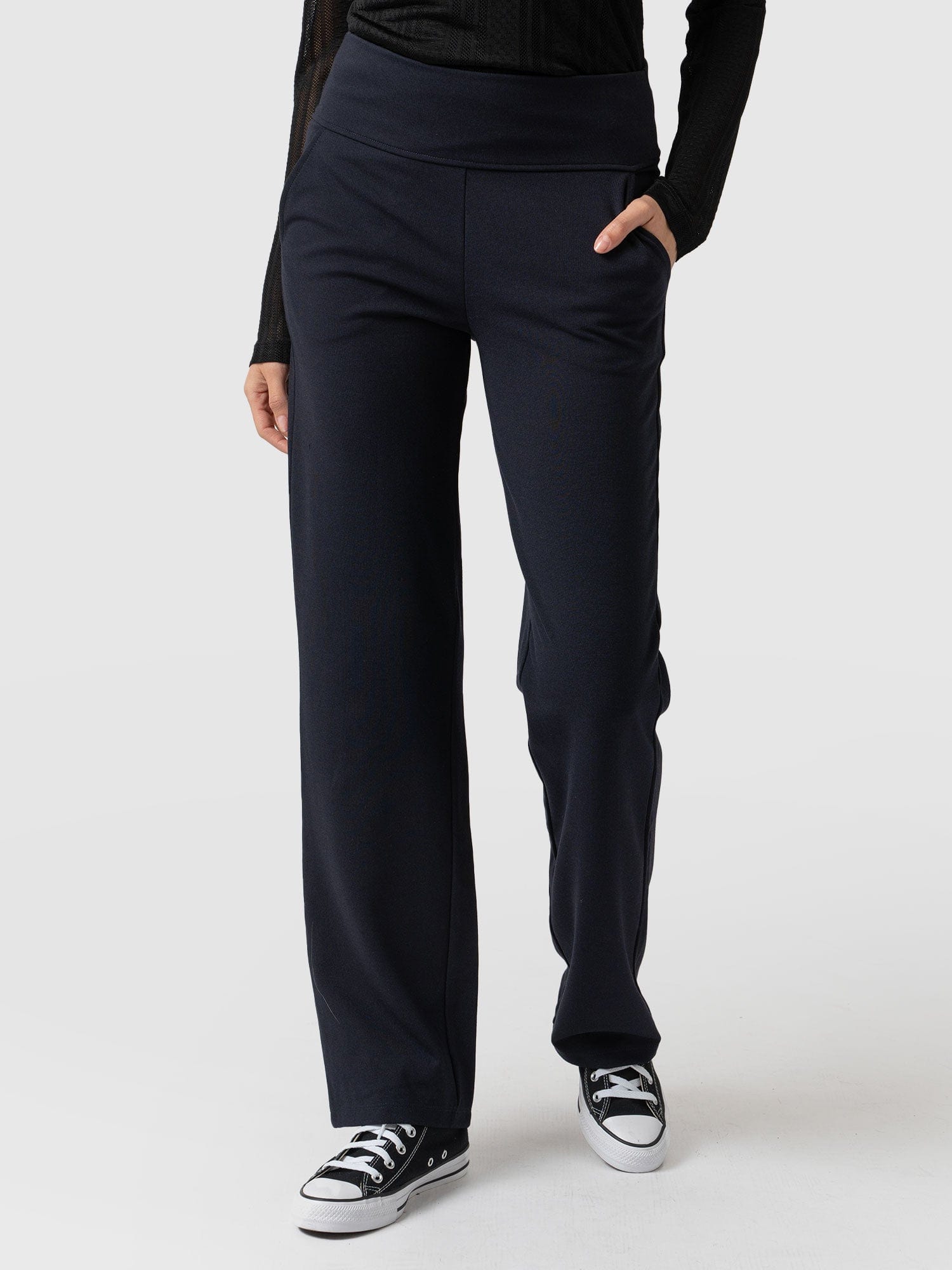 Runway Pant Navy - Women's Pants | Saint + Sofia® USA